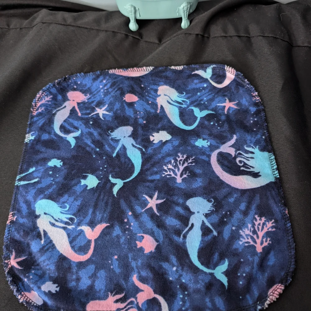 Set Of 4 Hand Crafted 100% Cotton Mermaid Wash Cloths